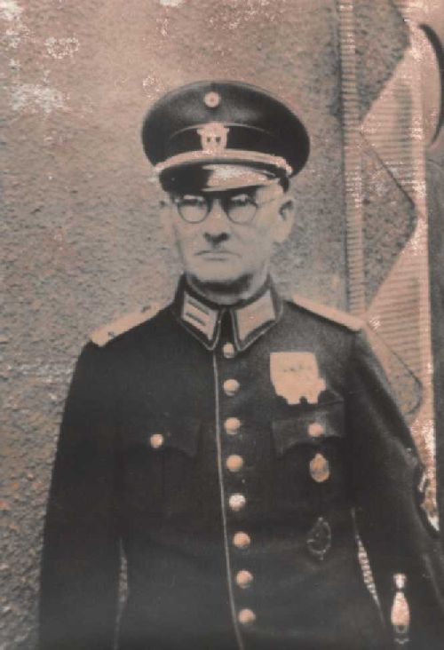 1927 - 1945 Friedrich Vedder
